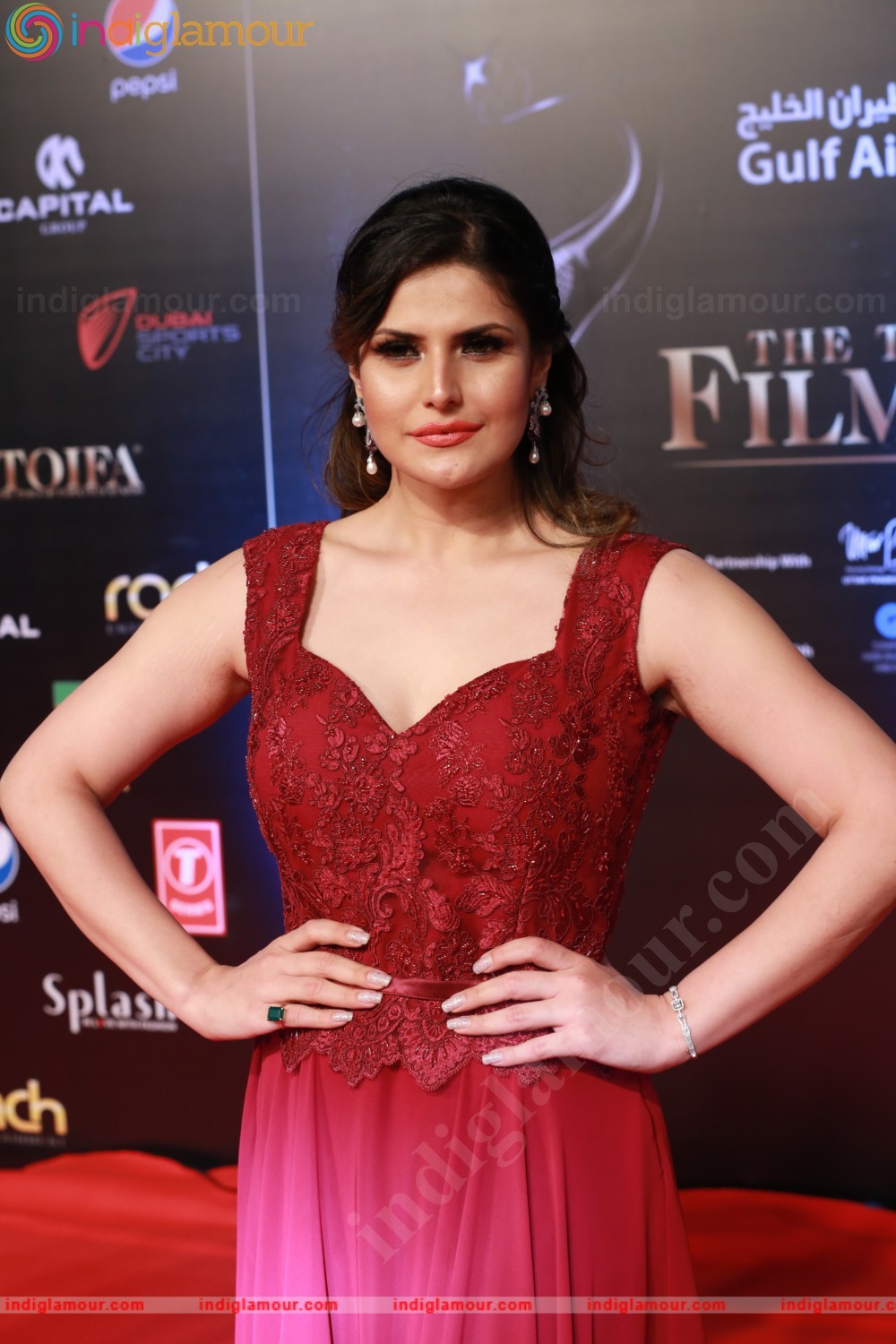 Zarine Khan Actress hd photo