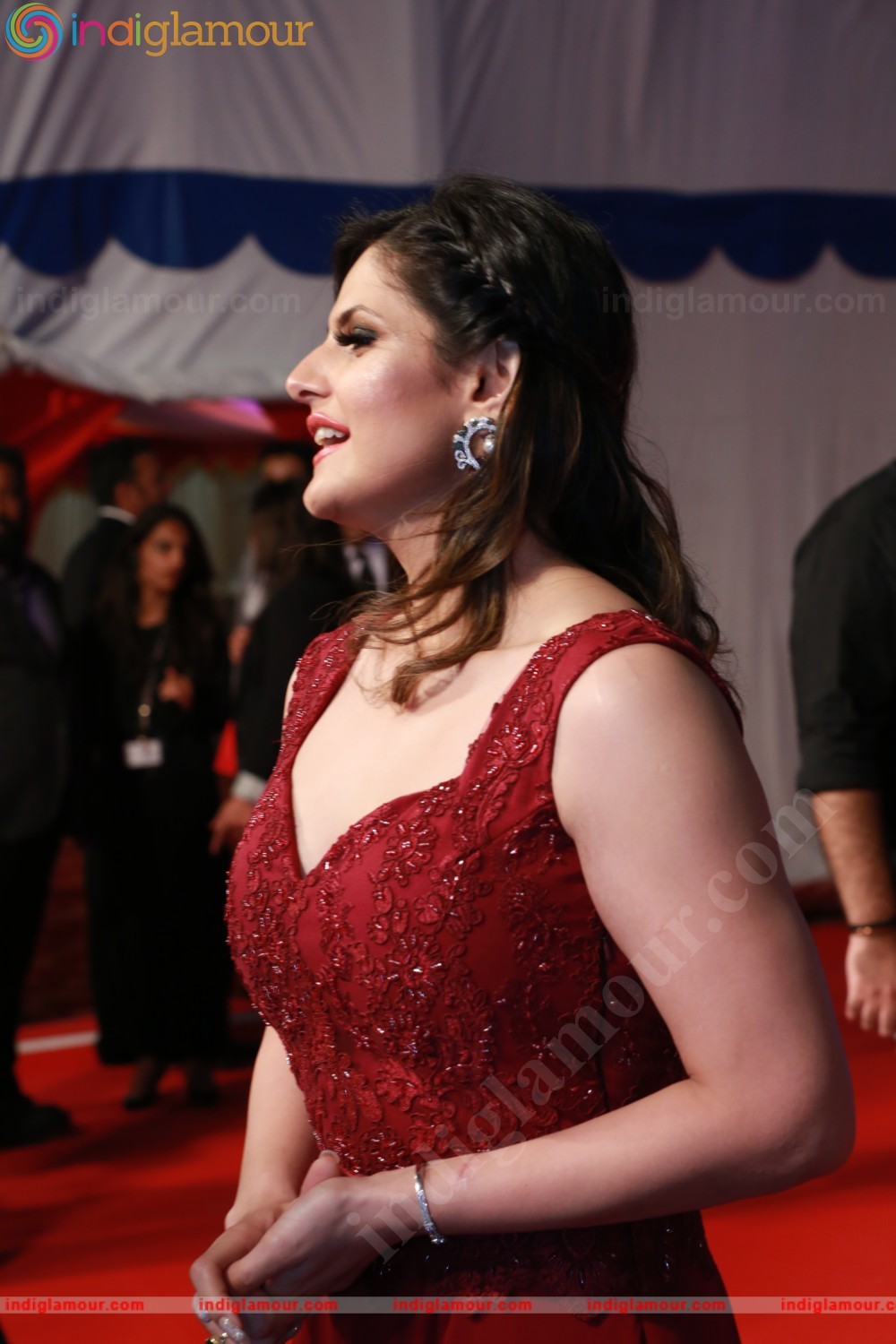 Zarine Khan Actress hd photo