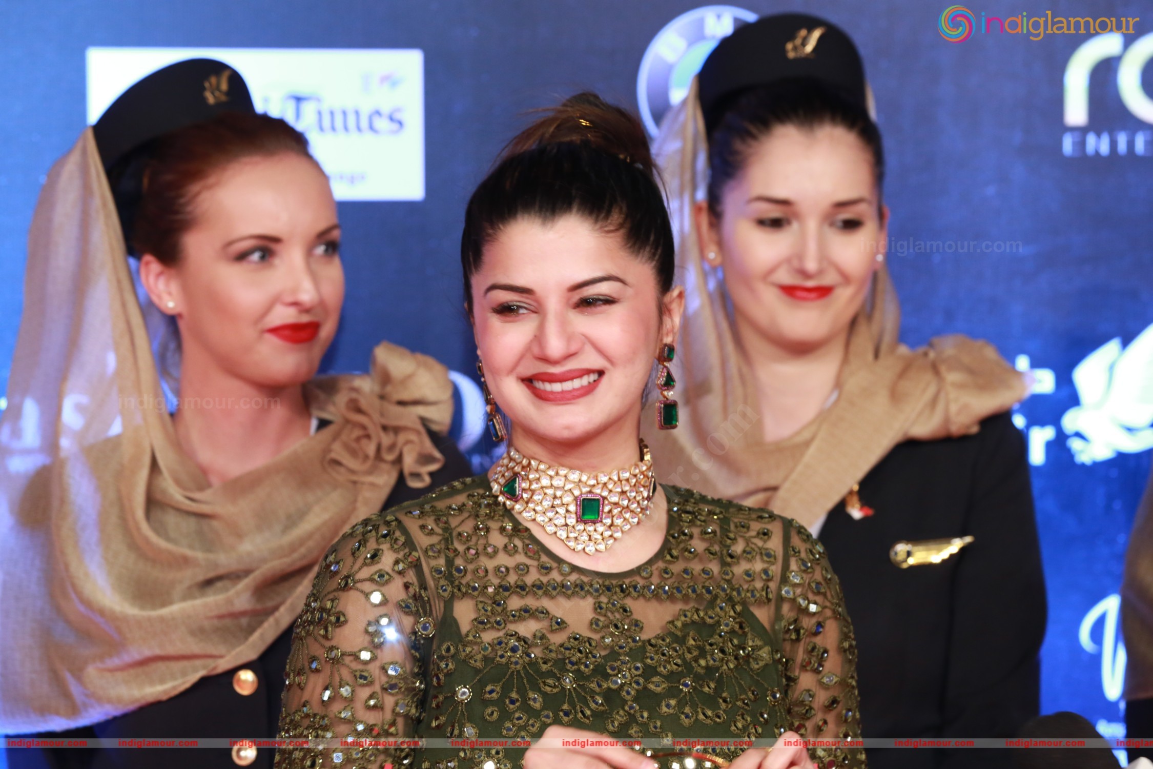Kainaat Arora Actress hd photo