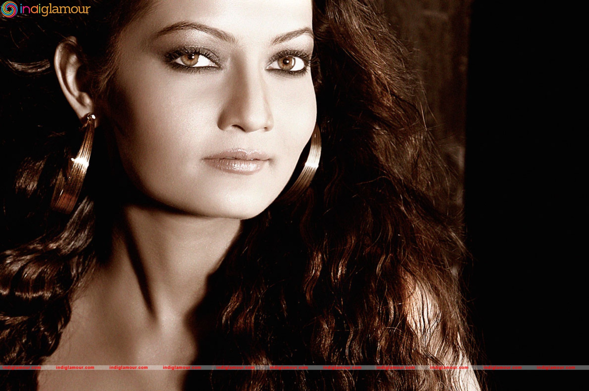 Sanam Jain Actress hd photo