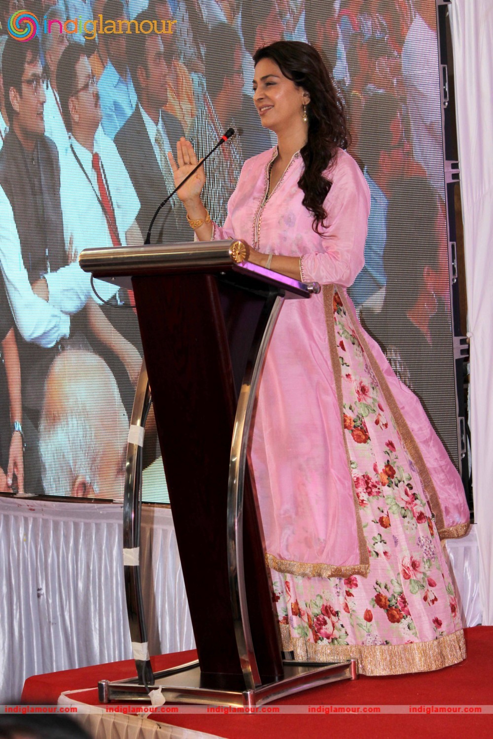 Juhi Chawla Actress hd photo