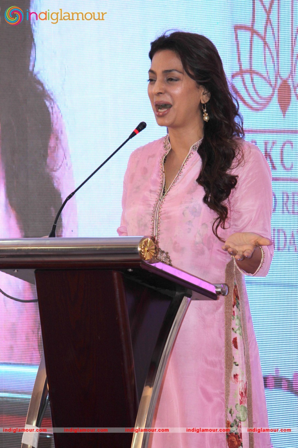 Juhi Chawla Actress hd photo
