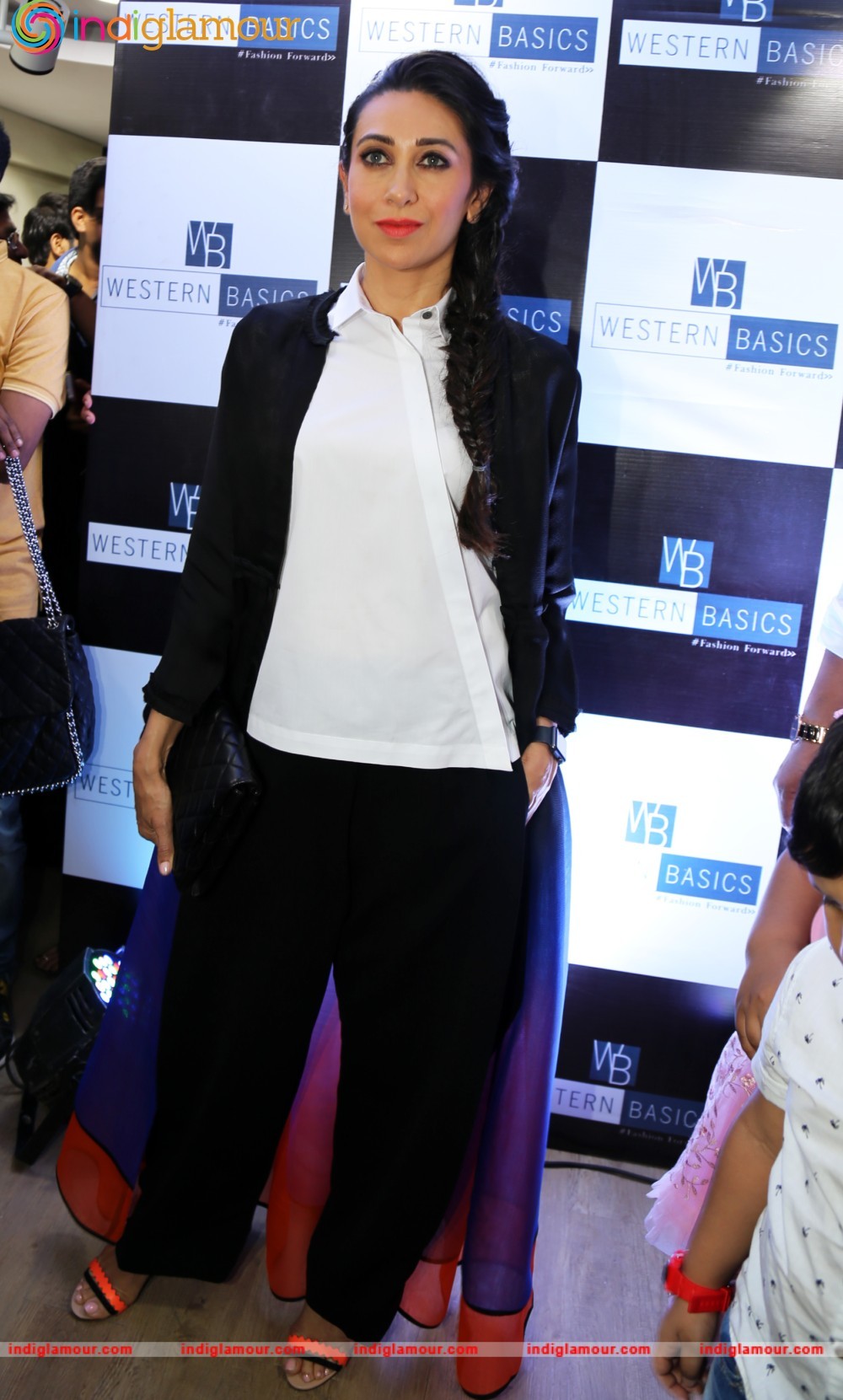 Karisma Kapoor Actress hd photo