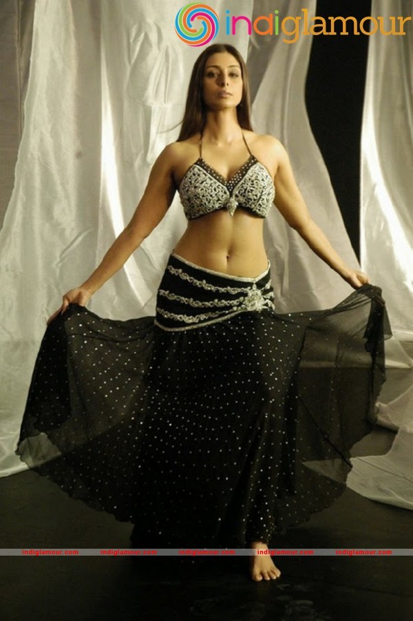 Tabhu Actress hd photo