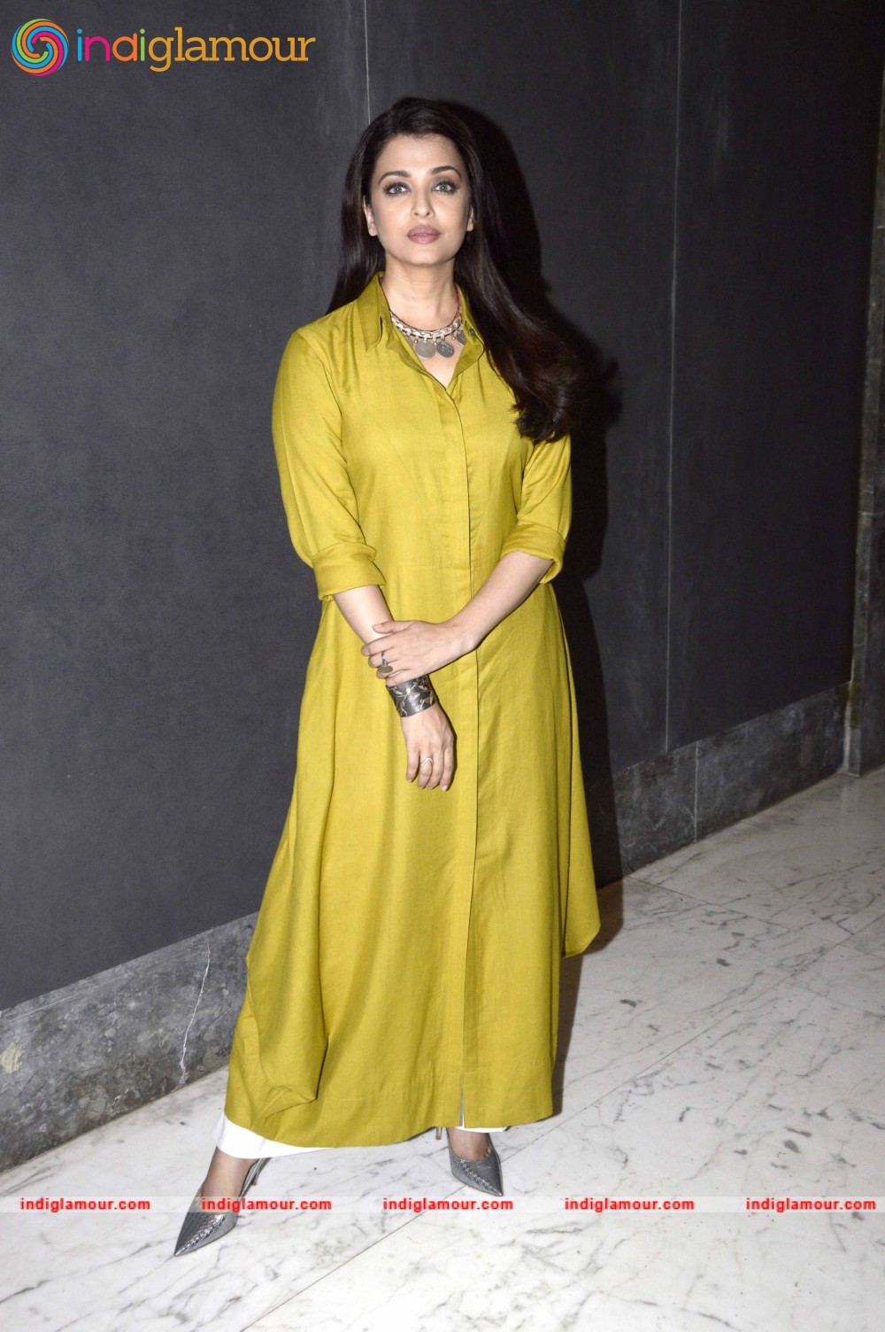 Aishwarya Rai Bachchan Actress hd photo