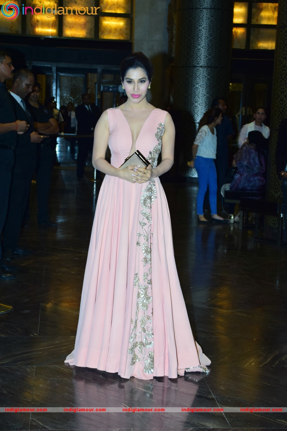 Sophie Choudry Actress hd photo