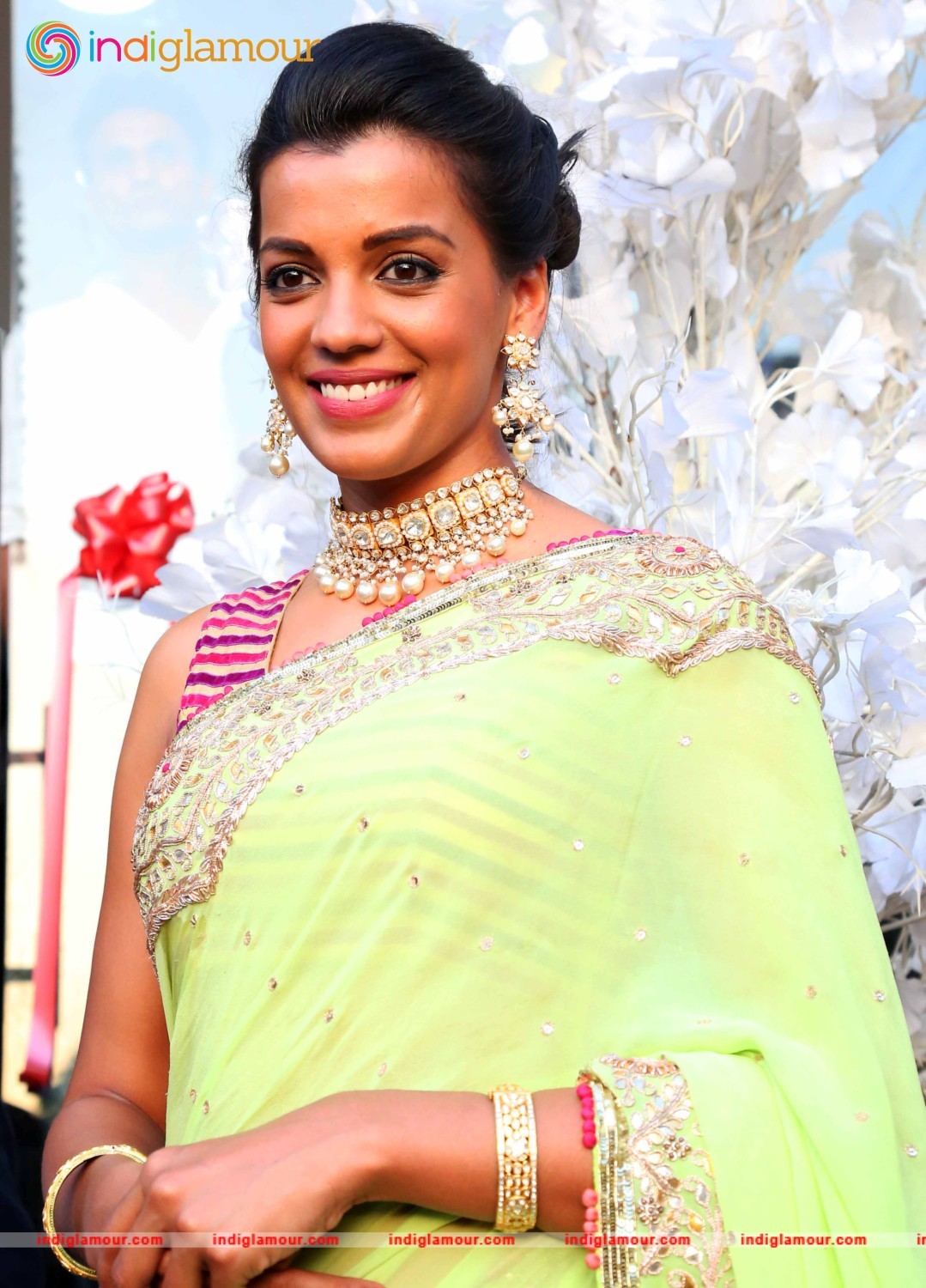 Mugdha Godse Actress hd photo
