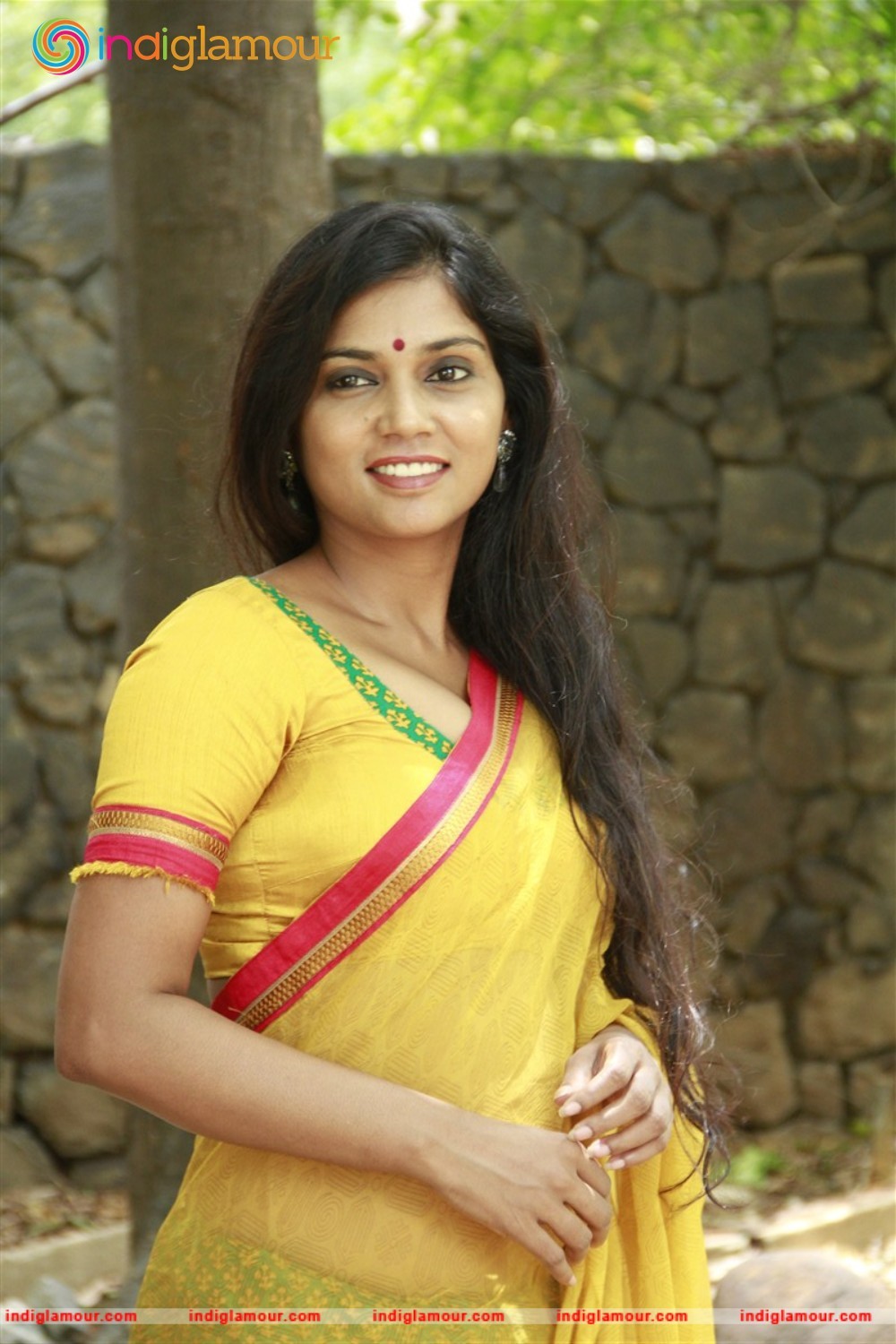 Usha Jadhav Actress hd photo