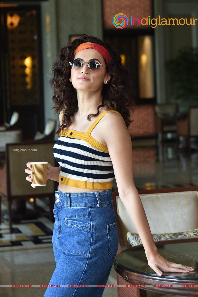 Taapsee Pannu Actress hd photo