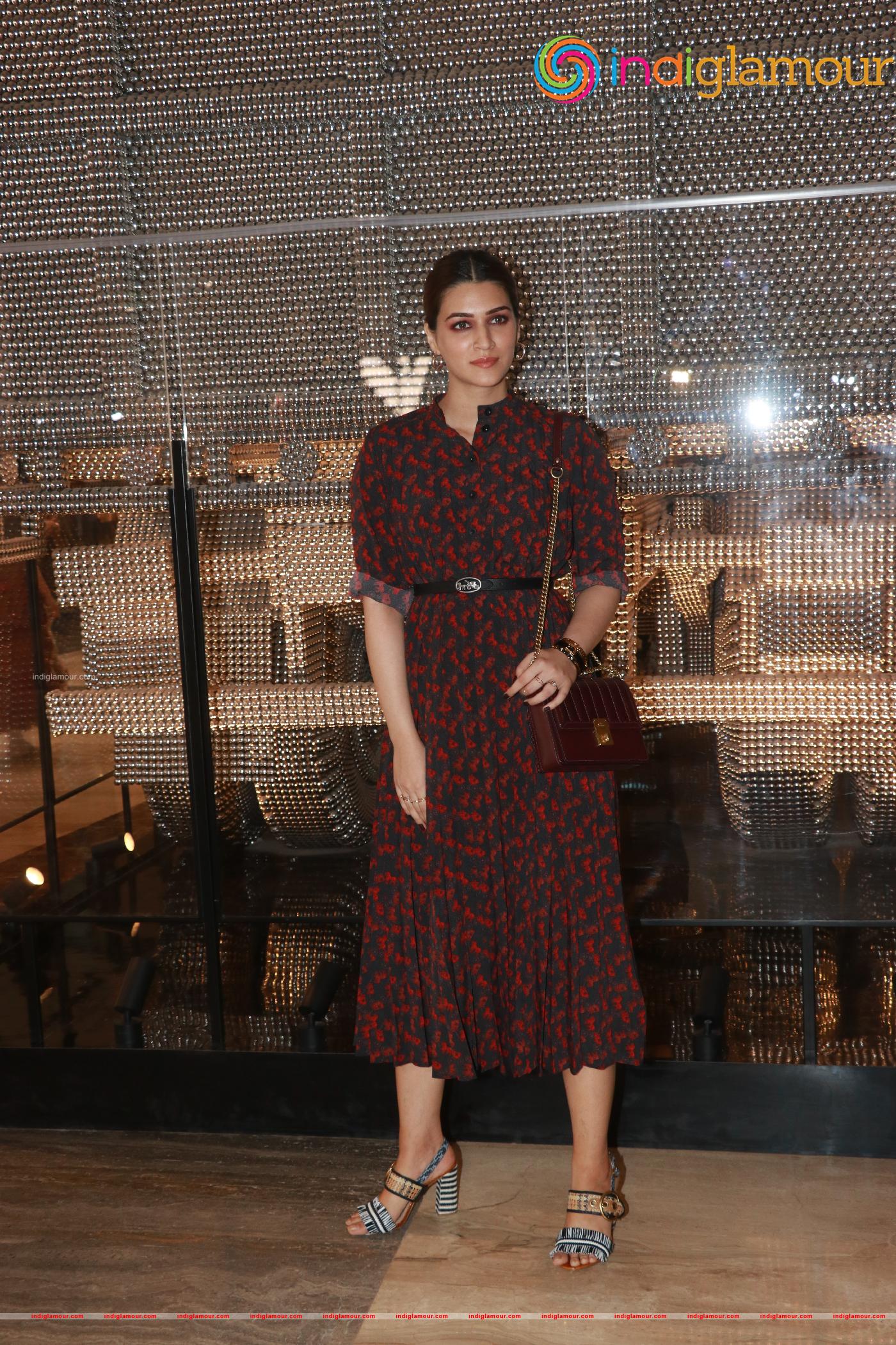 Kriti Sanon Actress hd photo