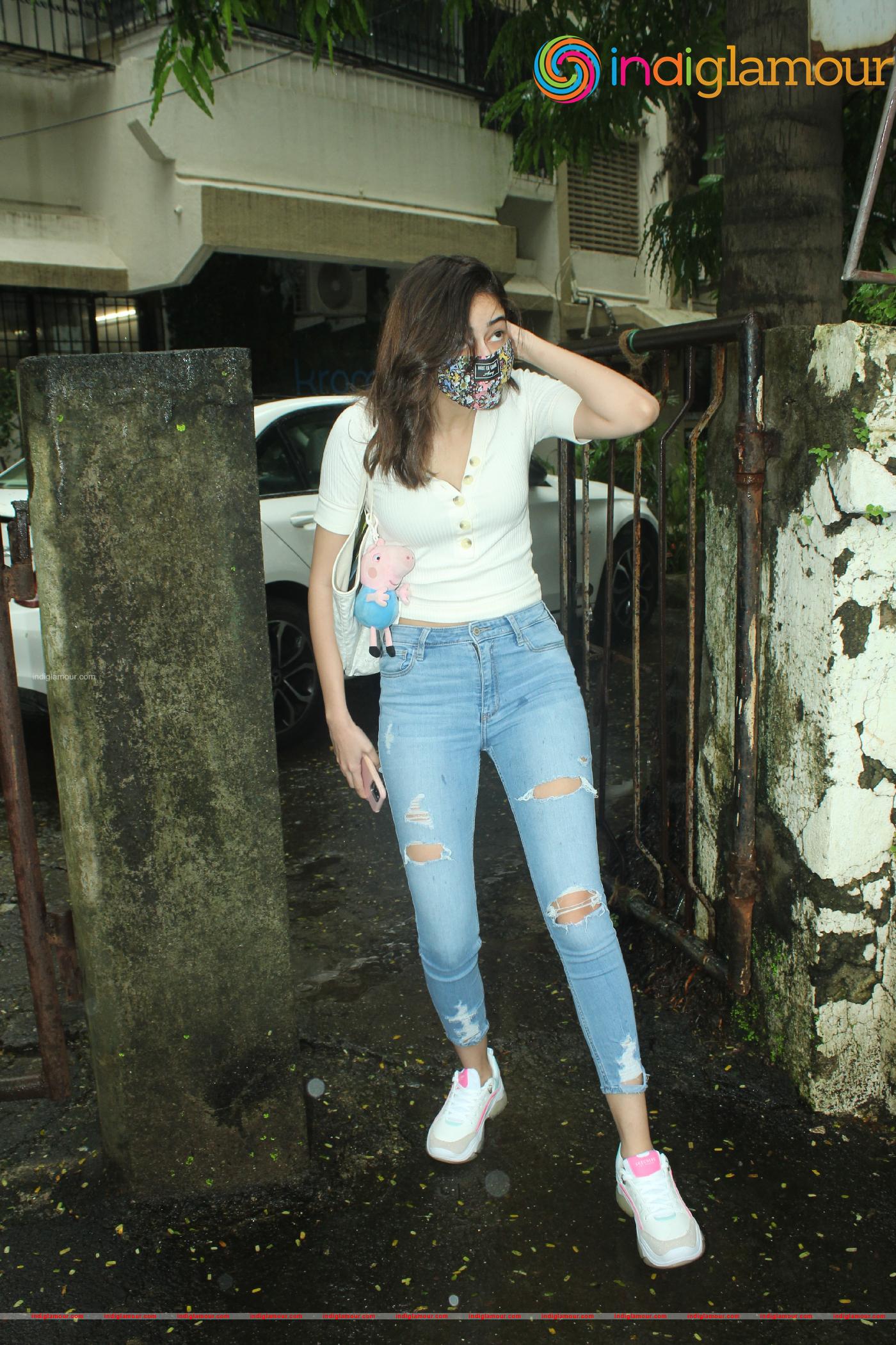 Ananya Panday Actress hd photo