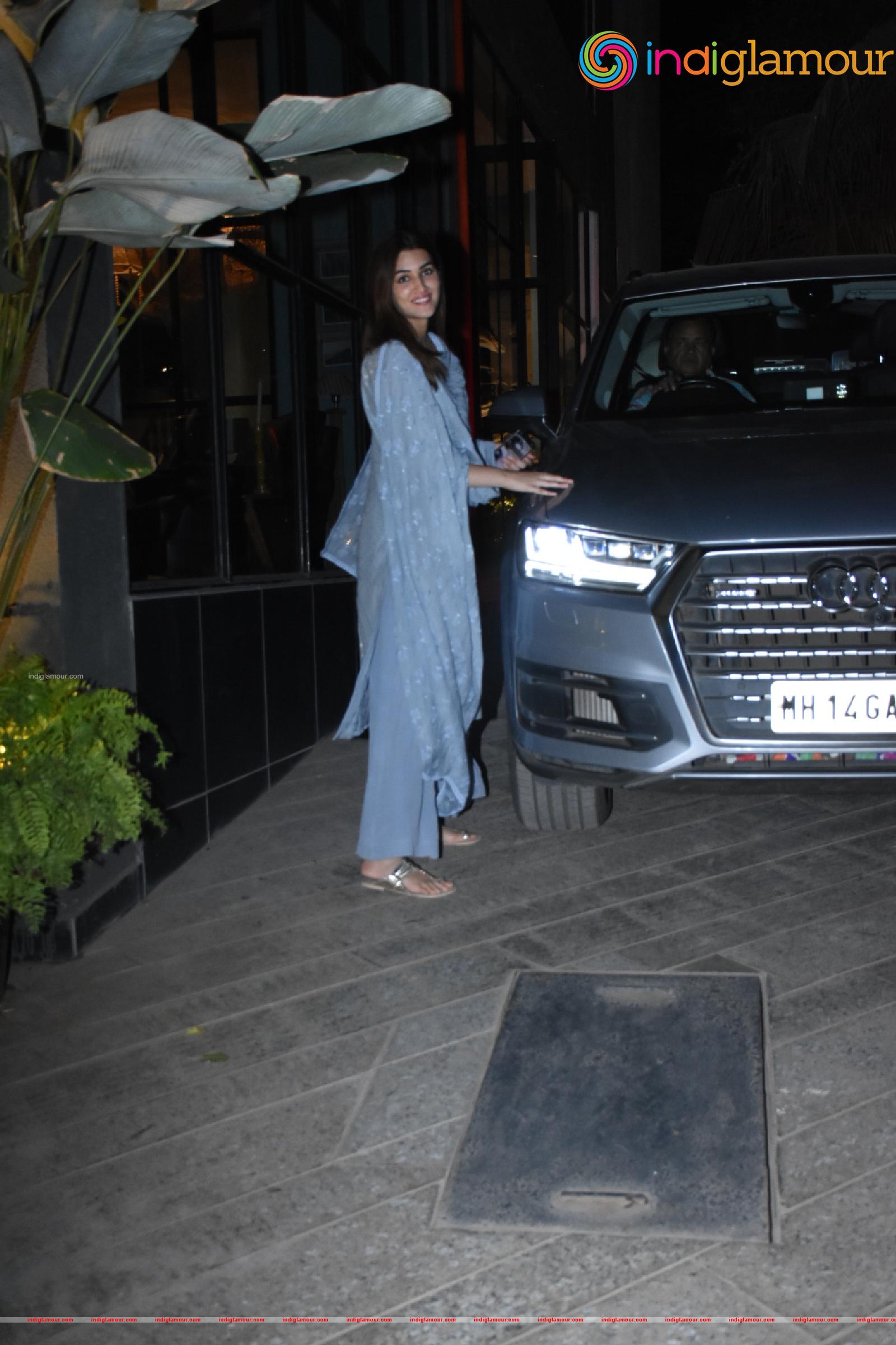 Kriti Sanon Actress hd photo