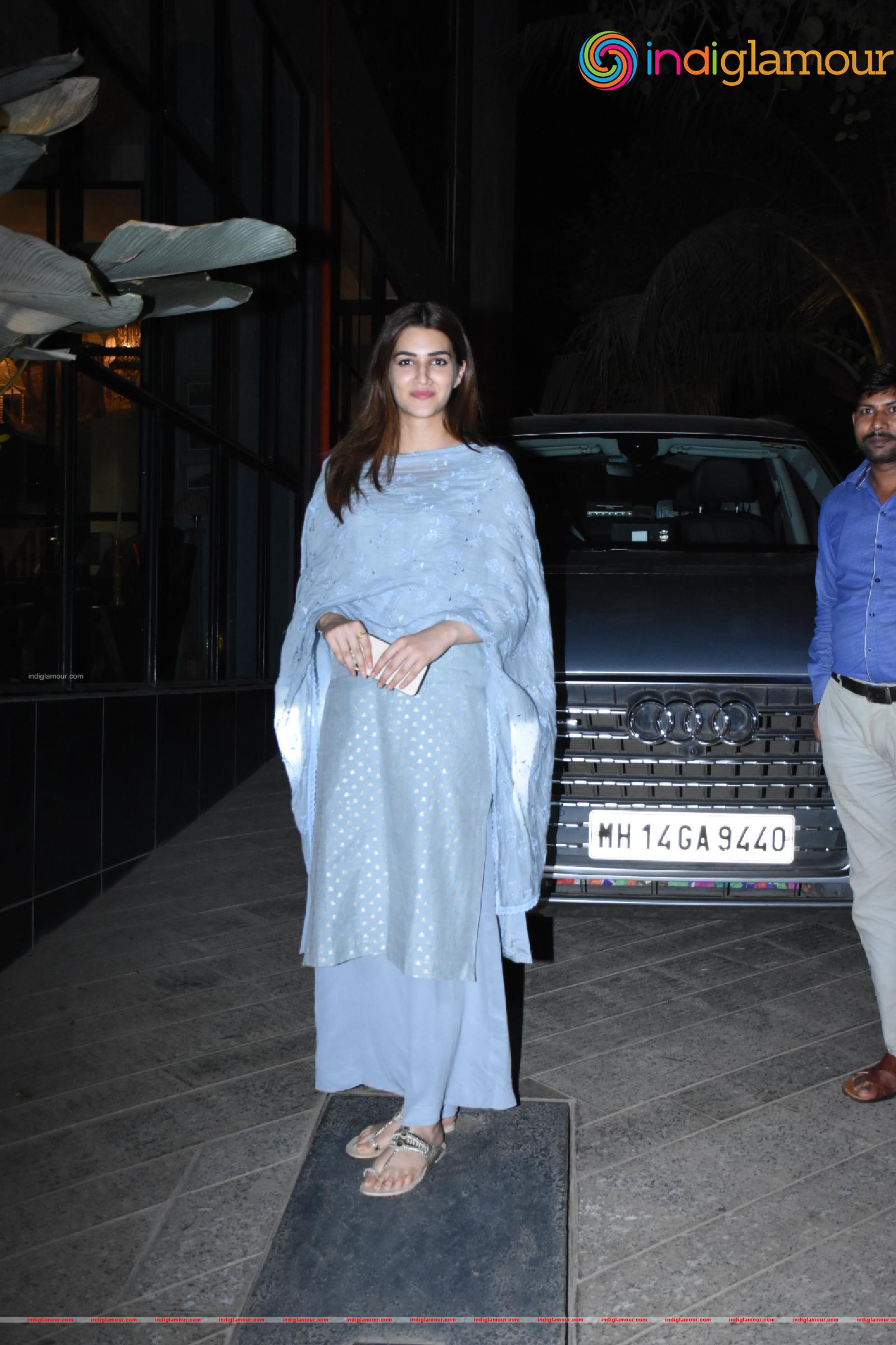 Kriti Sanon Actress hd photo