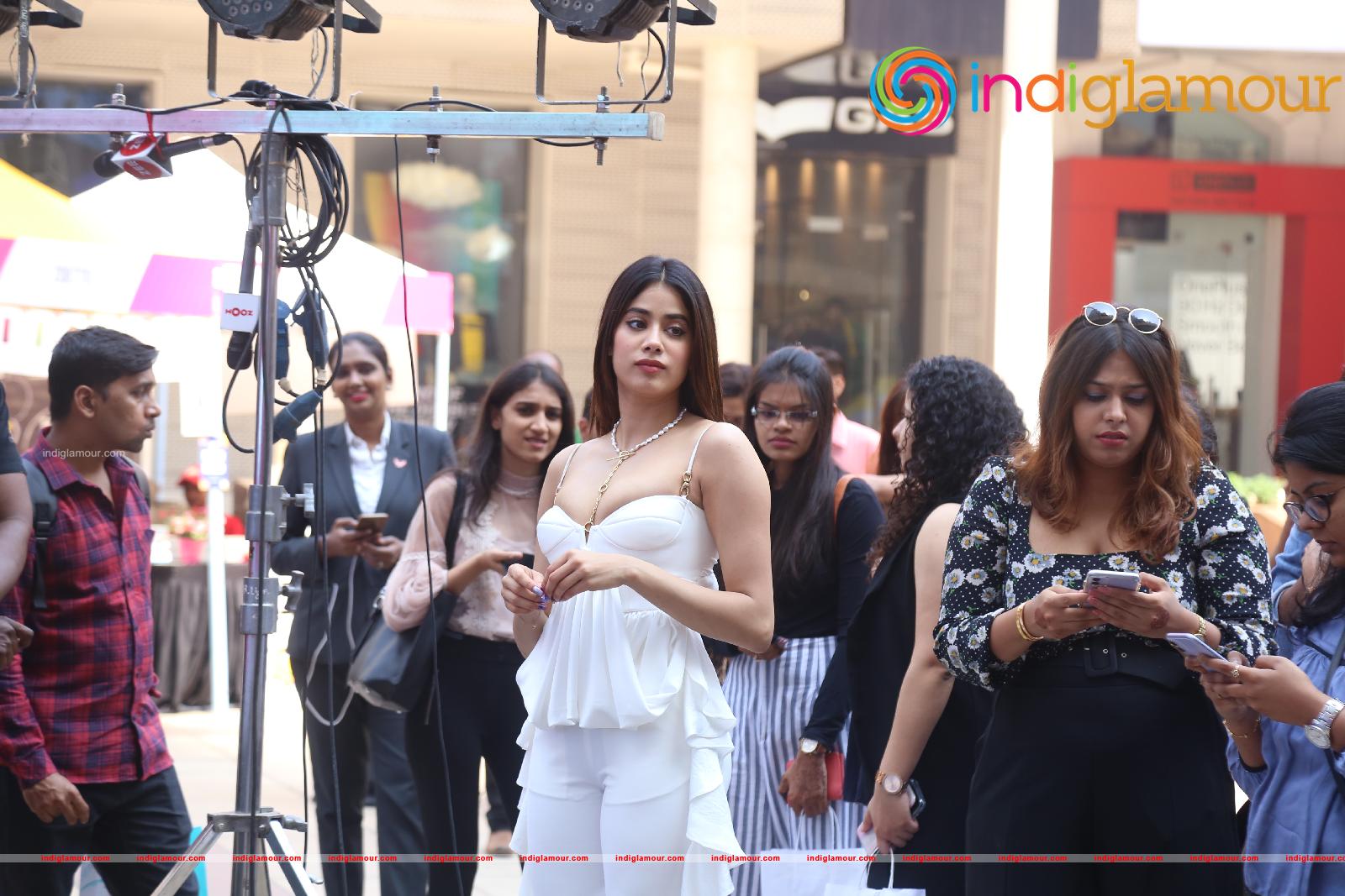 Janhvi Kapoor Actress hd photo