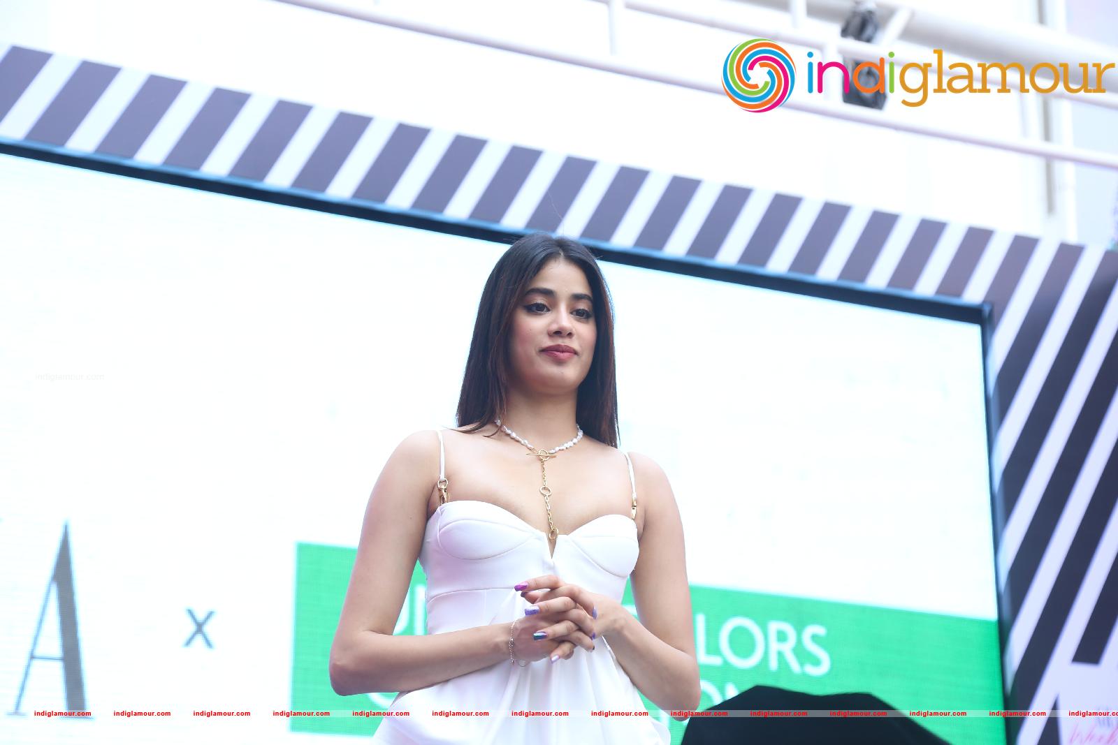 Janhvi Kapoor Actress hd photo