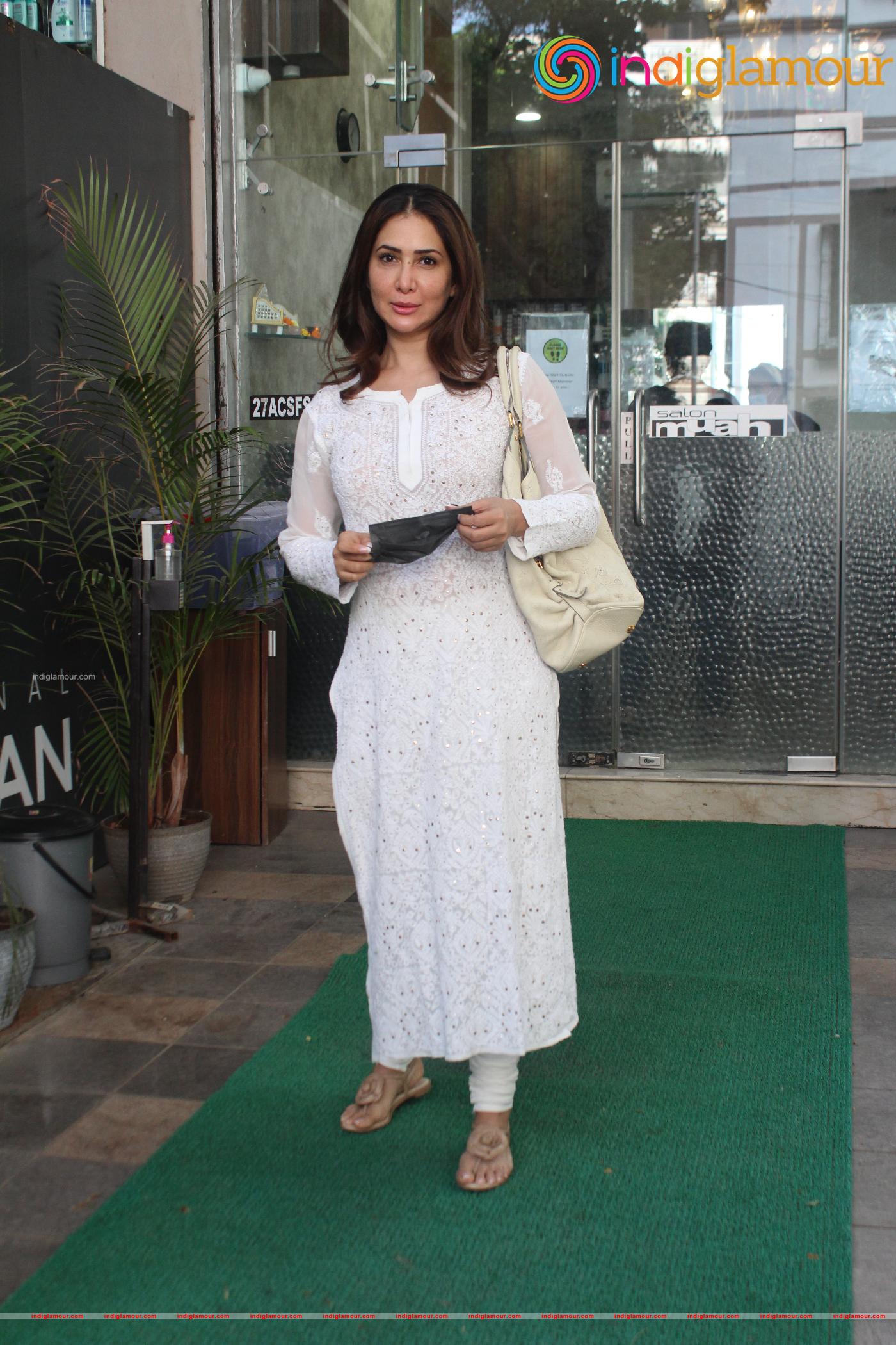 Kim Sharma Actress hd photo