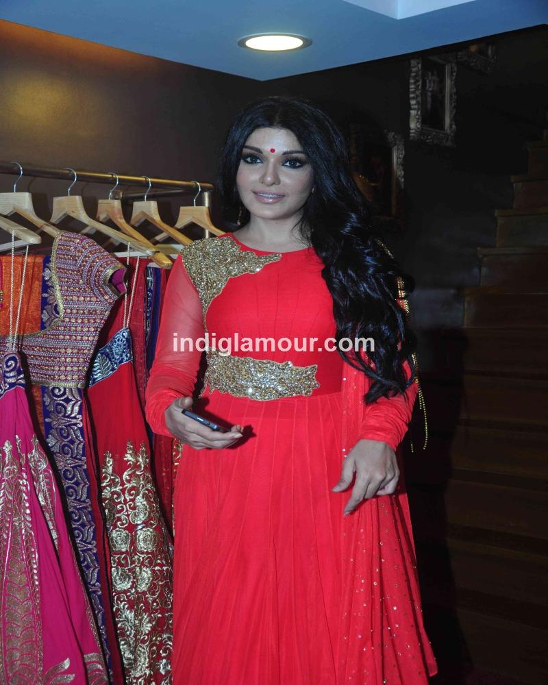 Koena Mitra Actress hd photo