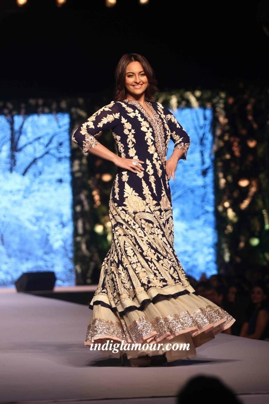 Sonakshi Sinha Actress hd photo