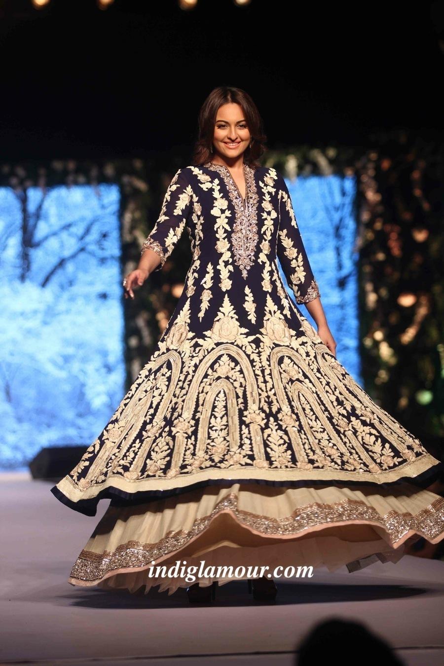 Sonakshi Sinha Actress hd photo