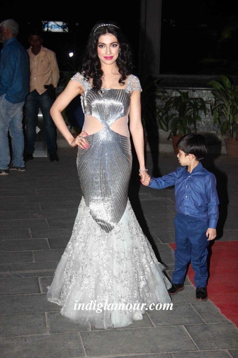 Divya Khosla Kumar Actress hd photo
