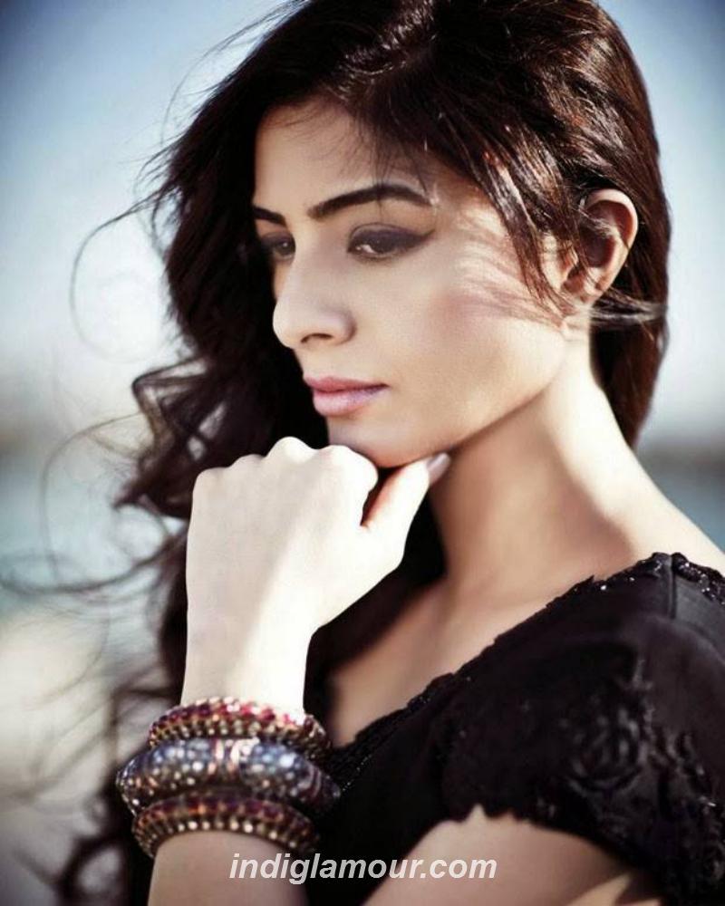 Tabu Actress hd photo