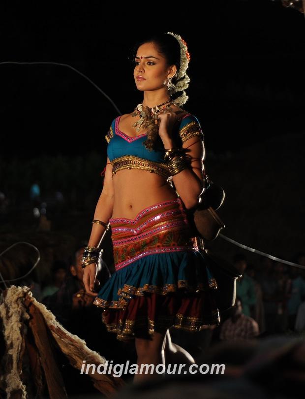 Nathalia Kaur Actress hd photo