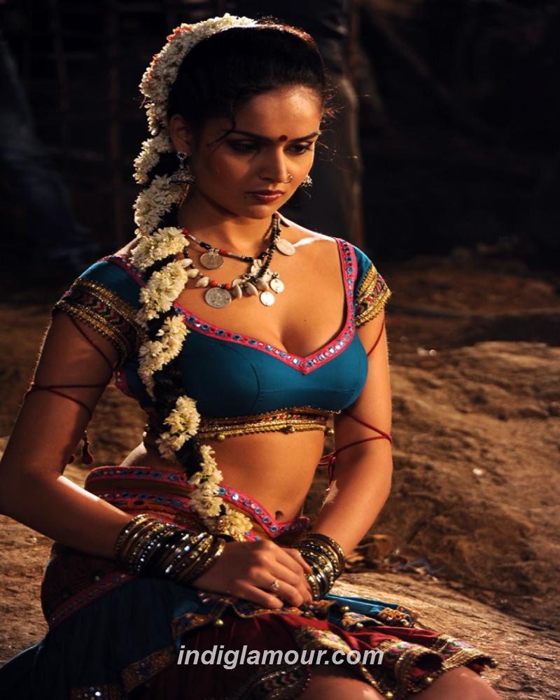 Nathalia Kaur Actress hd photo
