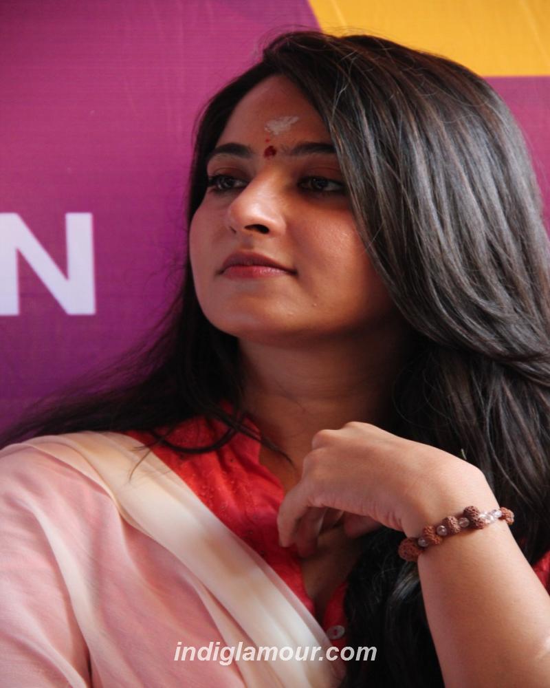 Anushka Shetty Actress hd photo