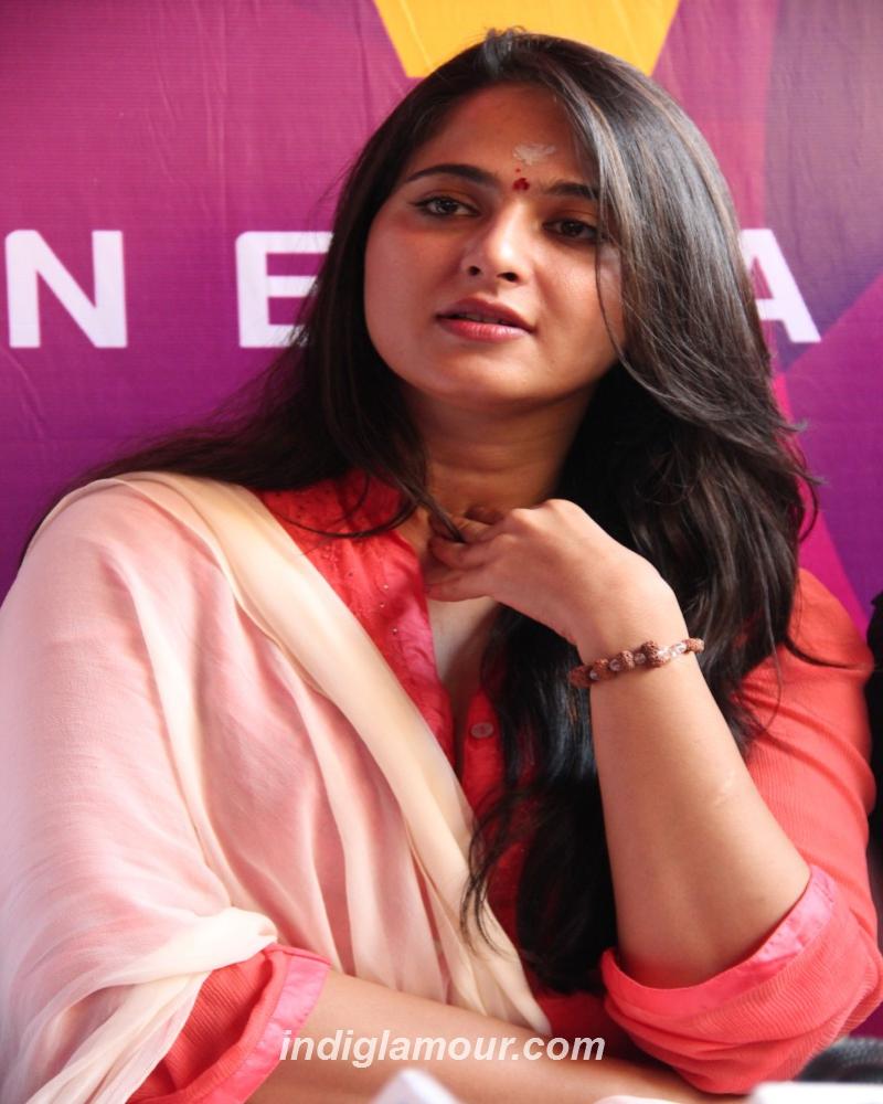 Anushka Shetty Actress hd photo