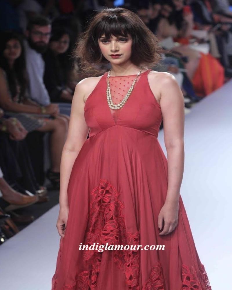 Aditi Rao Hydari Actress hd photo