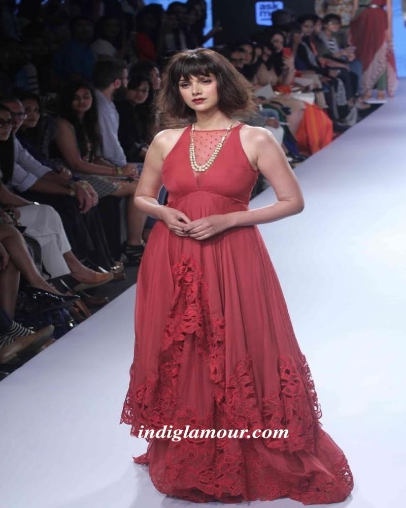 Aditi Rao Hydari Actress hd photo