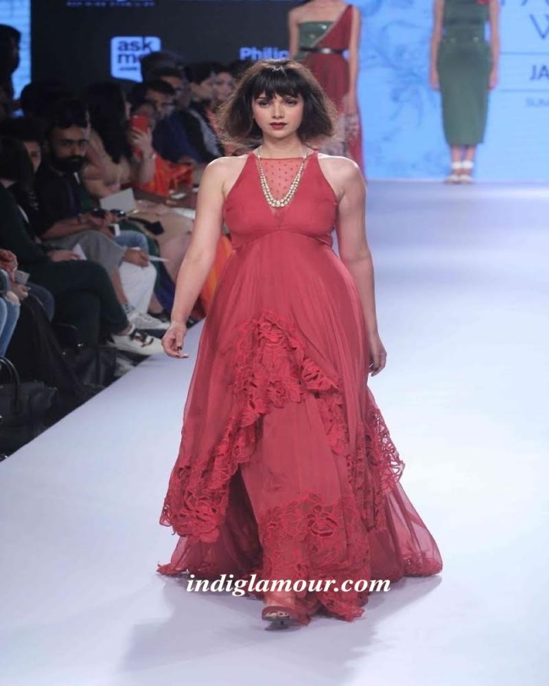 Aditi Rao Hydari Actress hd photo