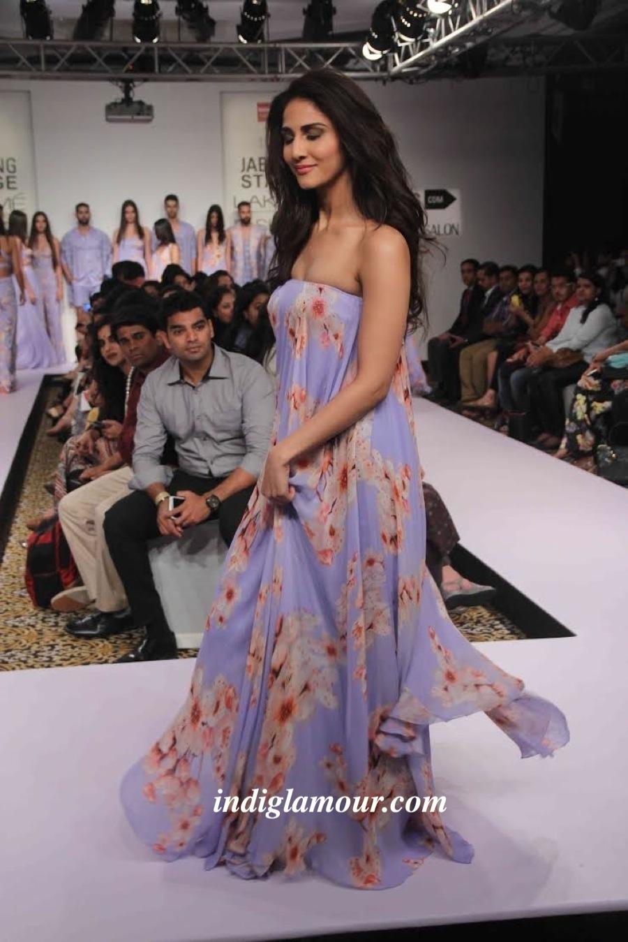 Vaani Kapoor Actress hd photo