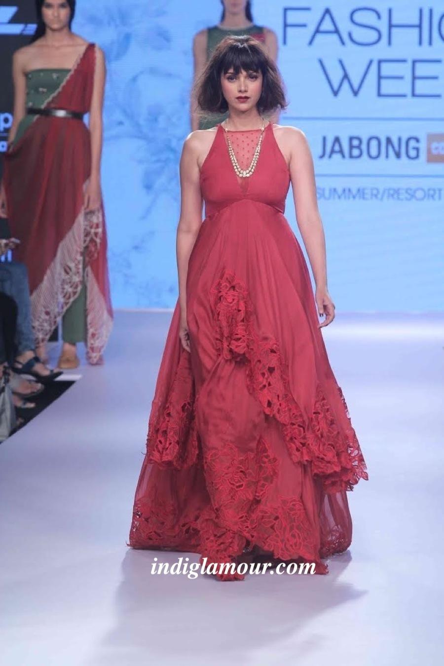 Aditi Rao Hydari Actress hd photo