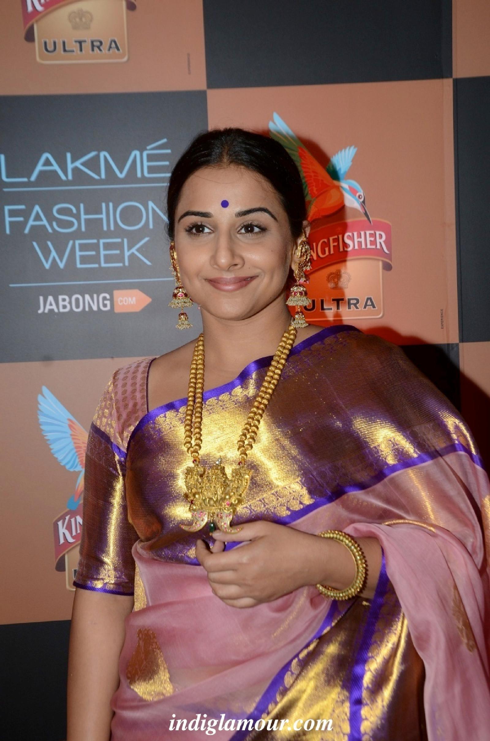 Vidya Balan Actress hd photo
