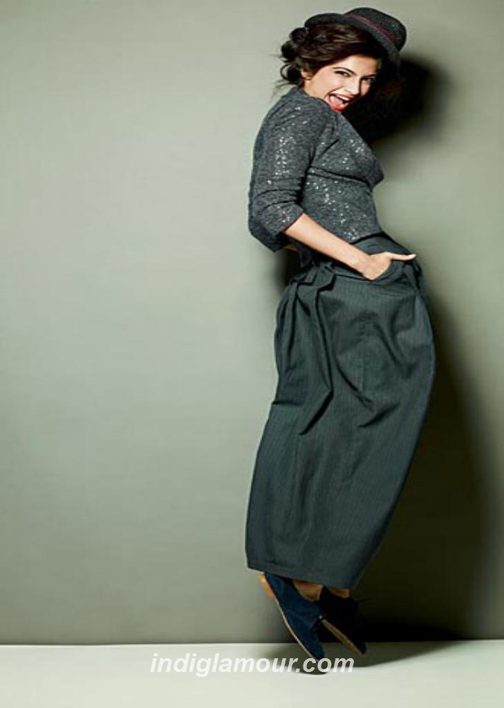 Sonam Kapoor Actress hd photo