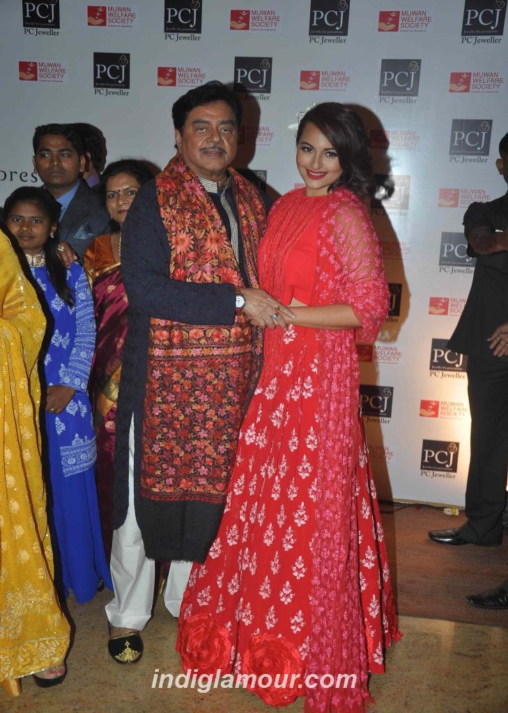 Sonakshi Sinha Actress hd photo
