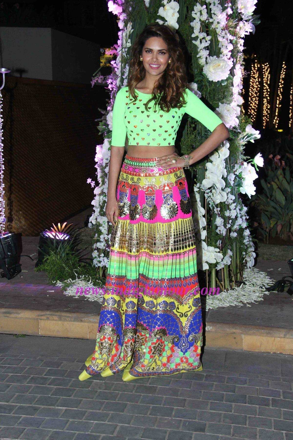 Esha Gupta Actress hd photo