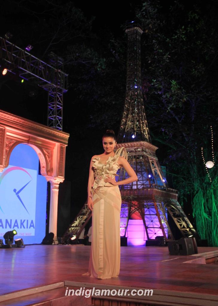 Shraddha Kapoor Actress hd photo