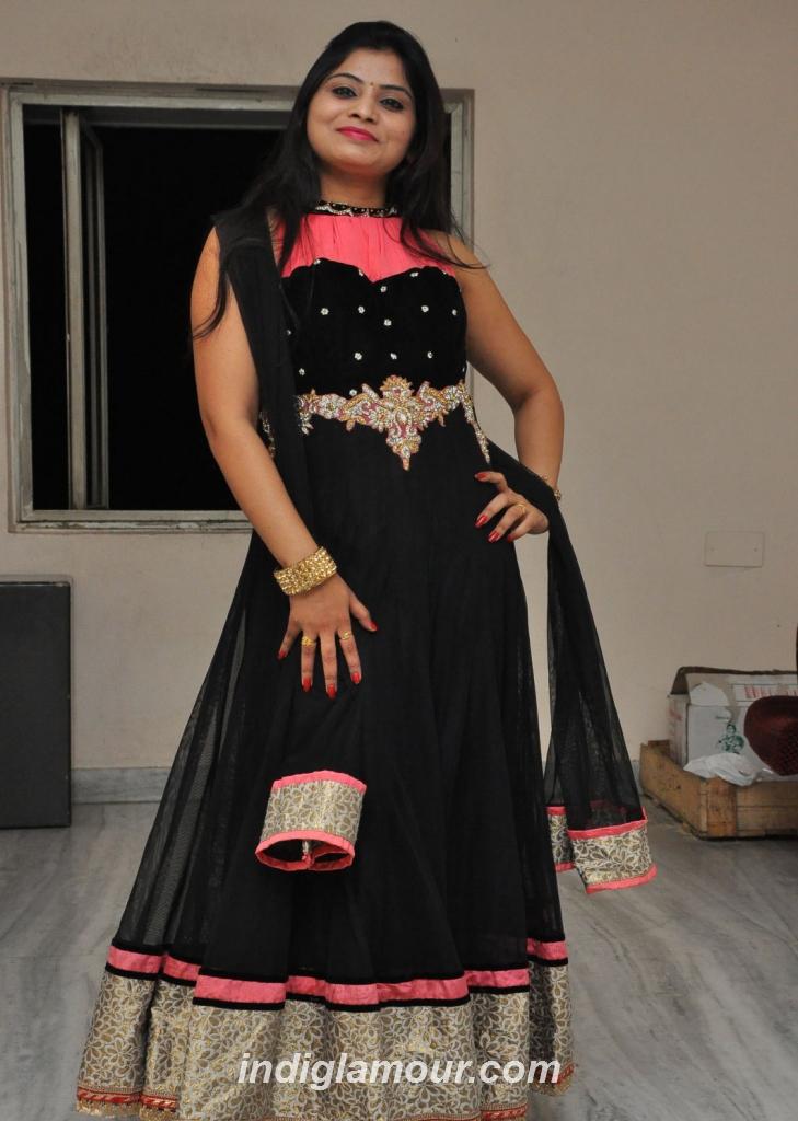 Mounika Actress hd photo