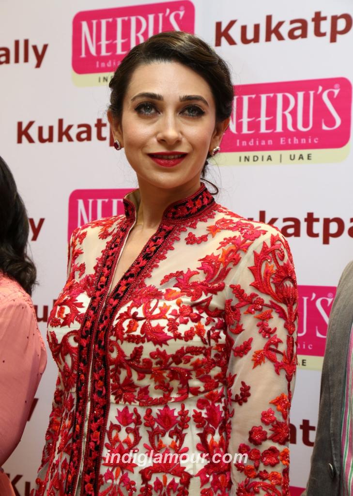 Karishma Kapoor Actress hd photo