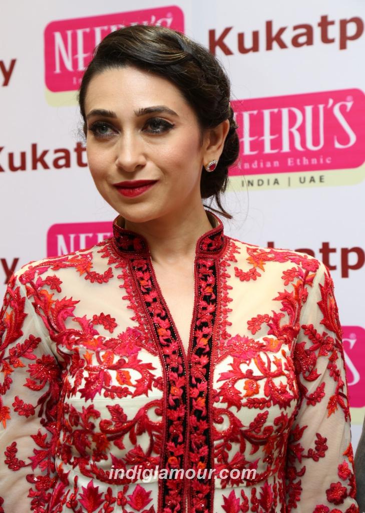 Karishma Kapoor Actress hd photo