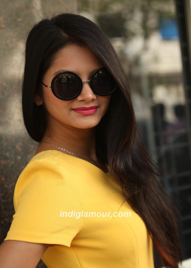 Mounika Actress hd photo