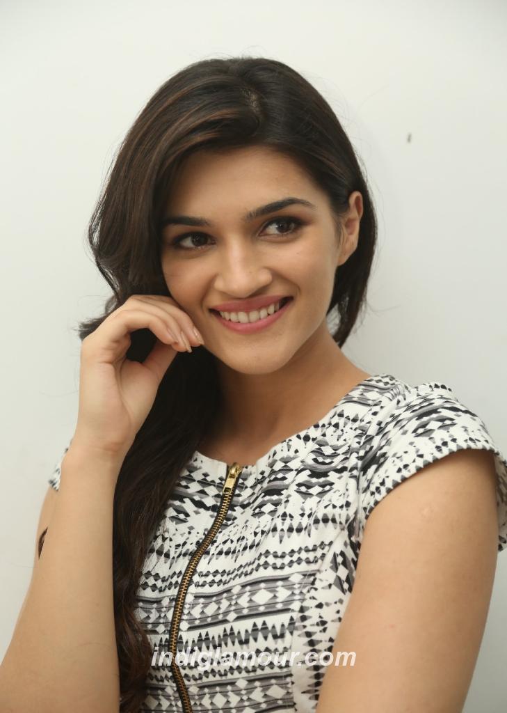 Kriti Sanon Actress hd photo