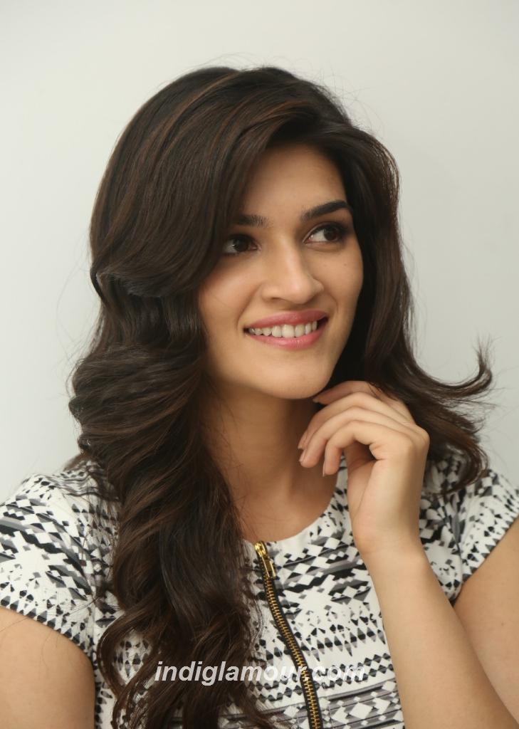 Kriti Sanon Actress hd photo