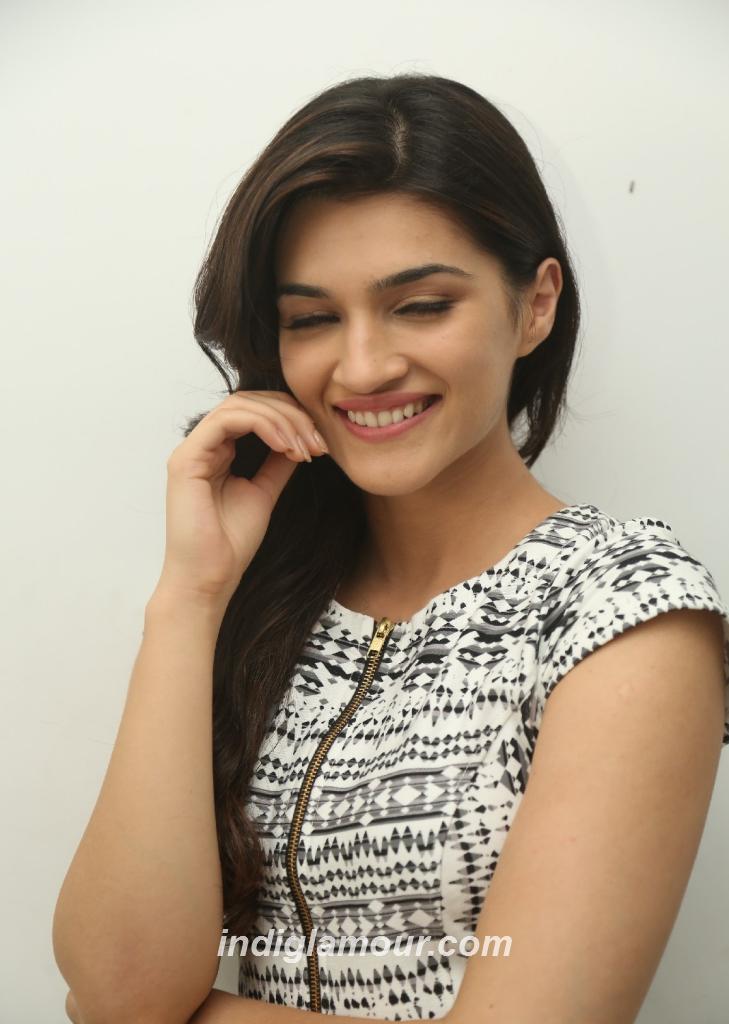 Kriti Sanon Actress hd photo