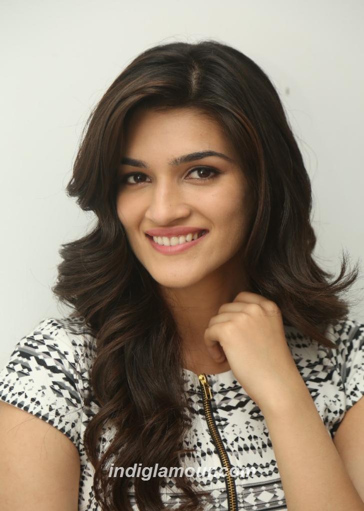 Kriti Sanon Actress hd photo