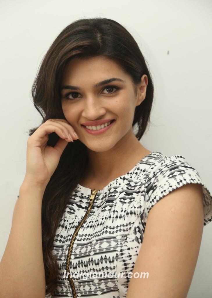 Kriti Sanon Actress hd photo