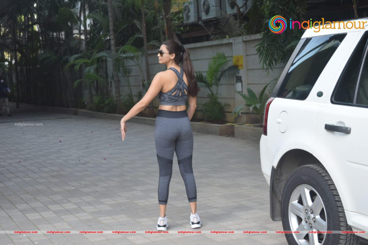 Daisy Shah Actress hd photo