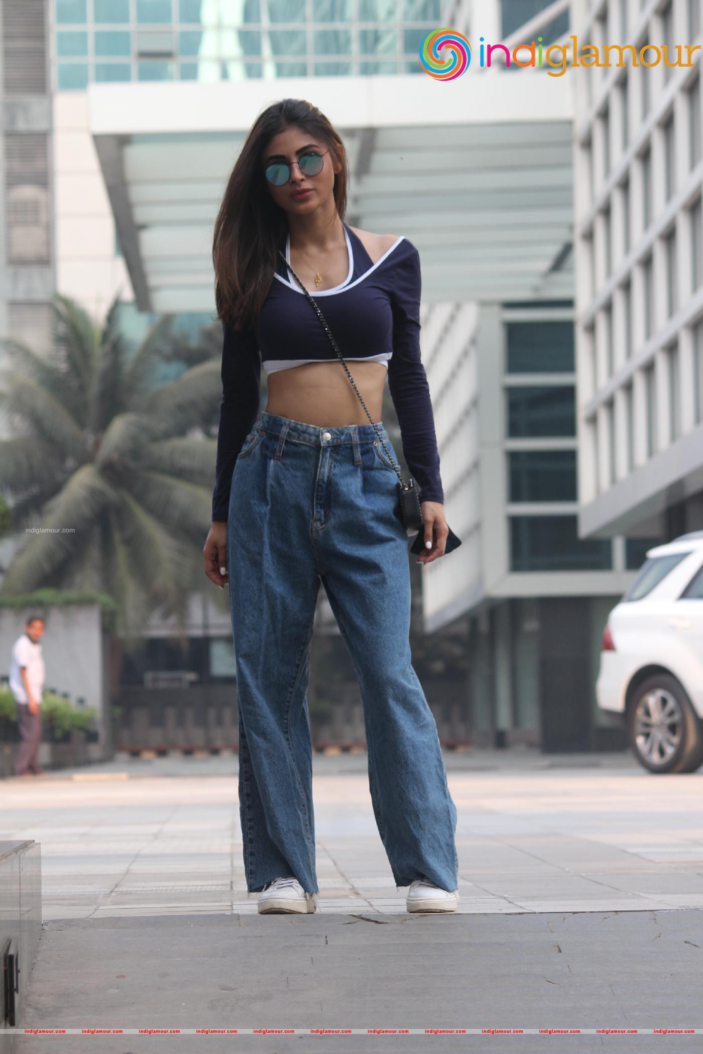 Mouni Roy Actress hd photo